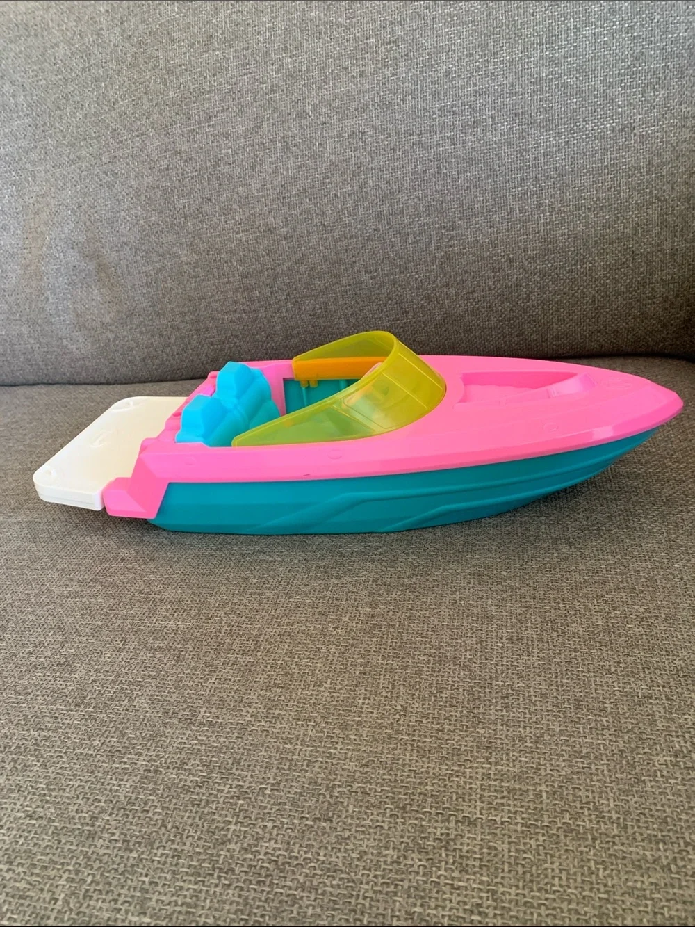 Mattel 16” speedboat